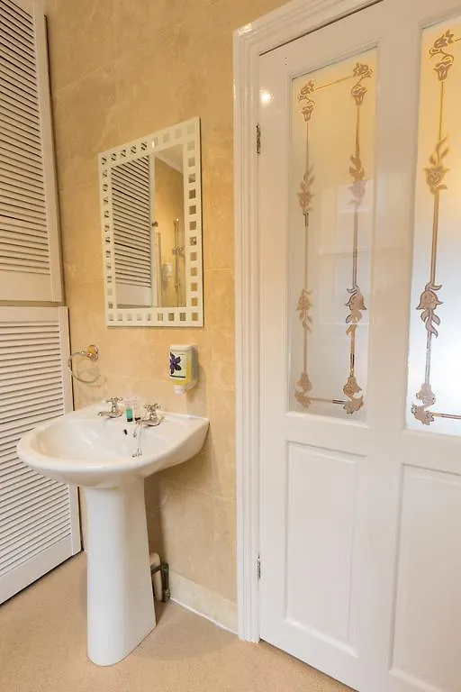 Bootham City Centre Guest House York 4*,