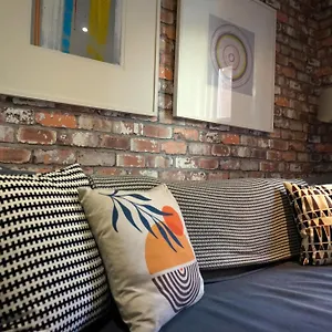 Russet Quarter, Parking Subject To Availability Apartment